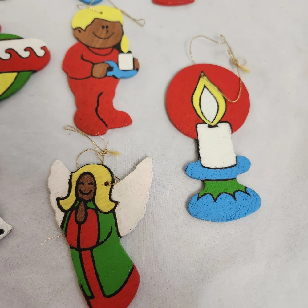 12 Flat Wooden Christmas Ornaments Vtg Bears Kids